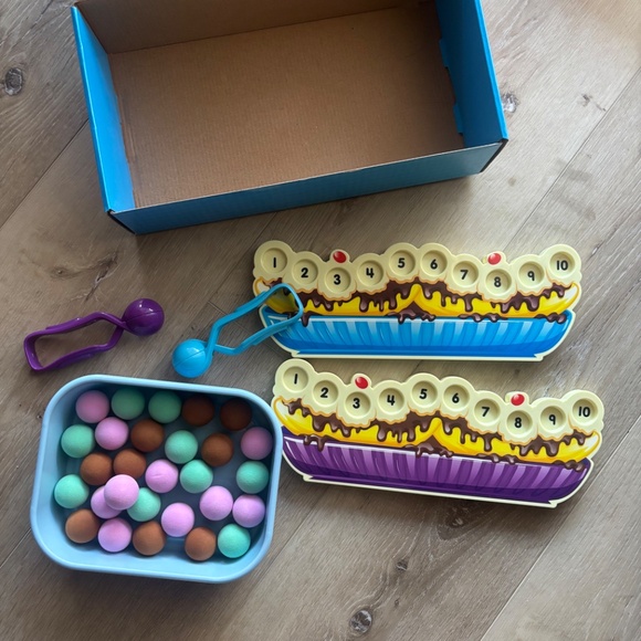 Lakeshore squeeze scoop and count - Picture 2 of 3